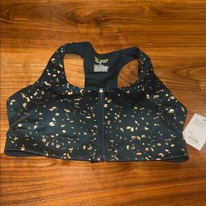 Women's Tek Gear® Ultrastretch Medium Support Zip Front Sports Bra